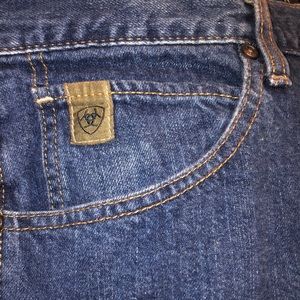 36x34 Ariat Jeans